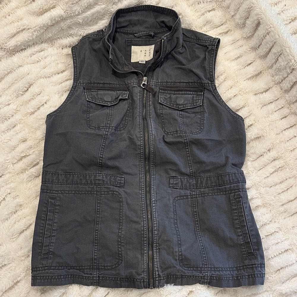 a new day Gray Vest size medium 100% cotton